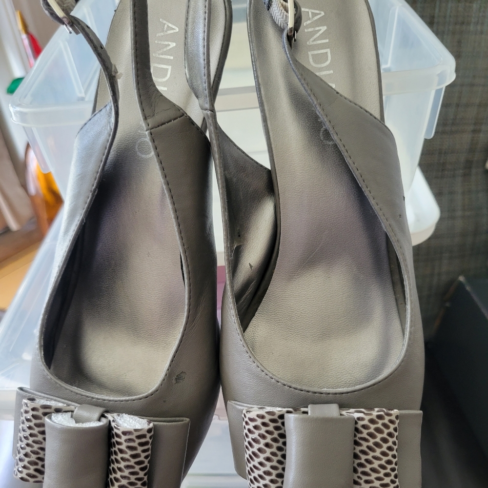 Women's Slingback shoe